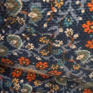 Meet your Posher, Lucretia